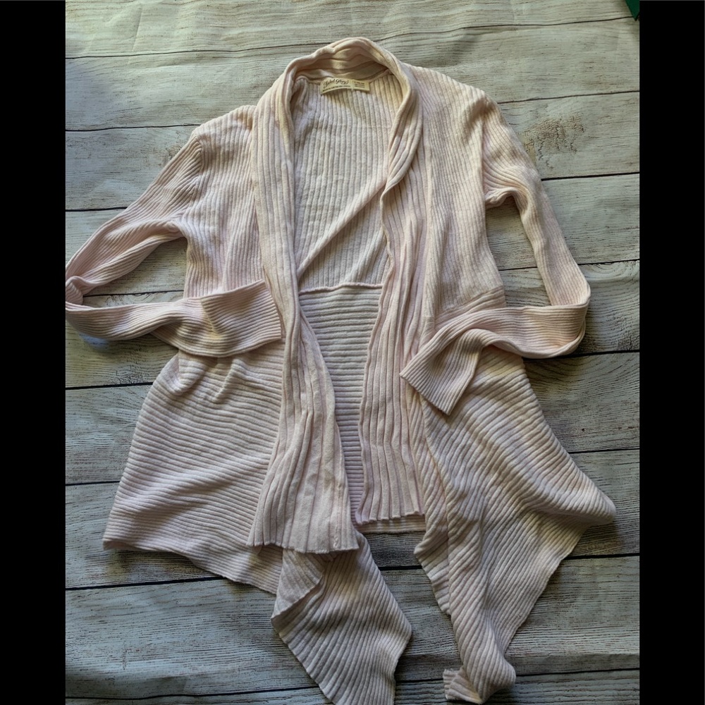 Light pink ribbed cardigan
